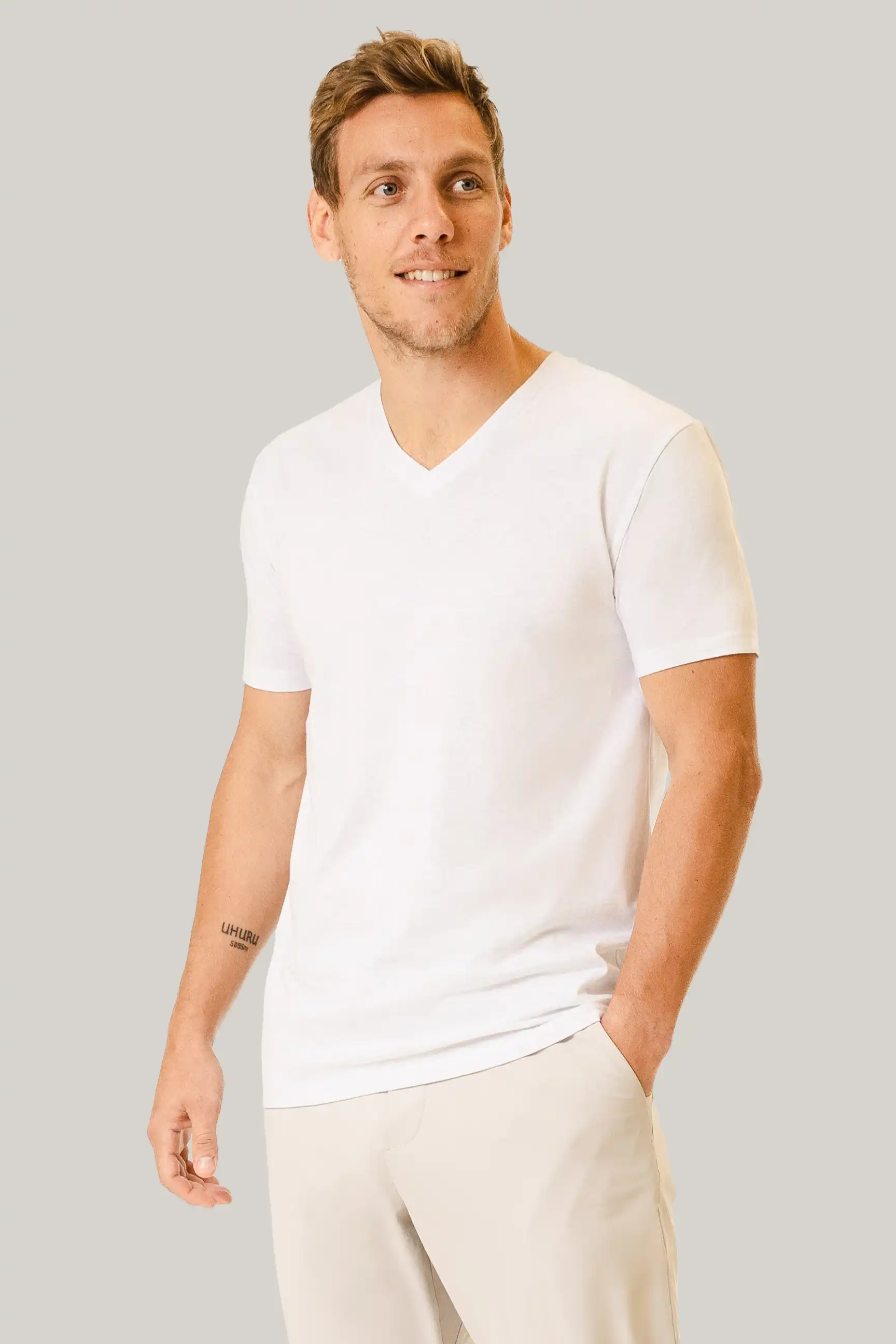 V-Neck - Classic White 5-Pack - Image 5